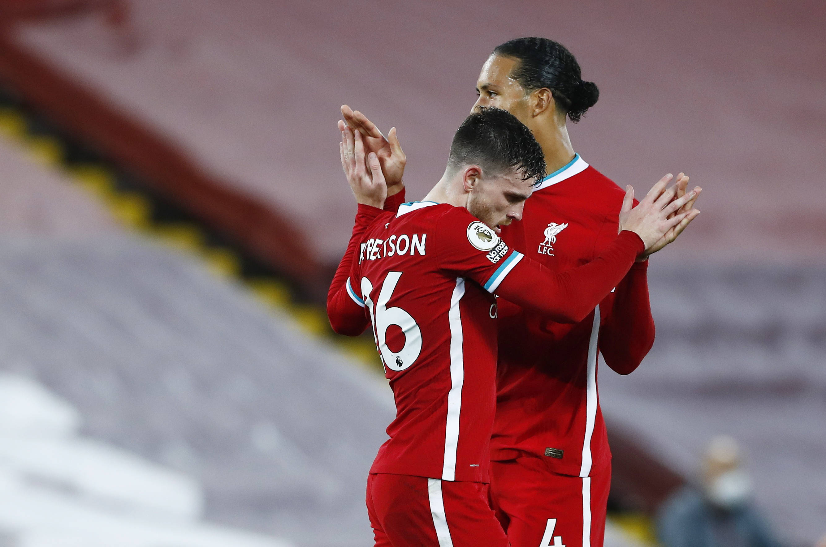 了球队更衣 了球队更衣