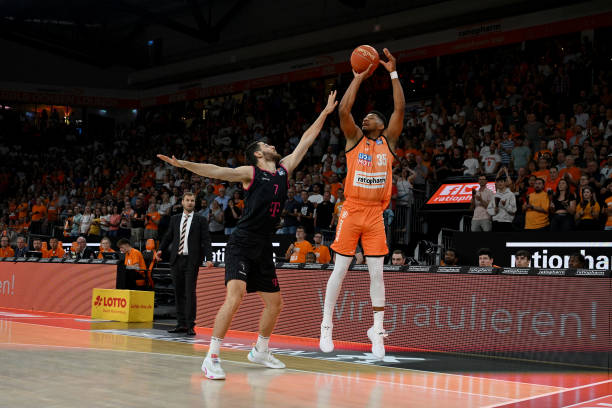 类比赛中屡 类比赛中屡