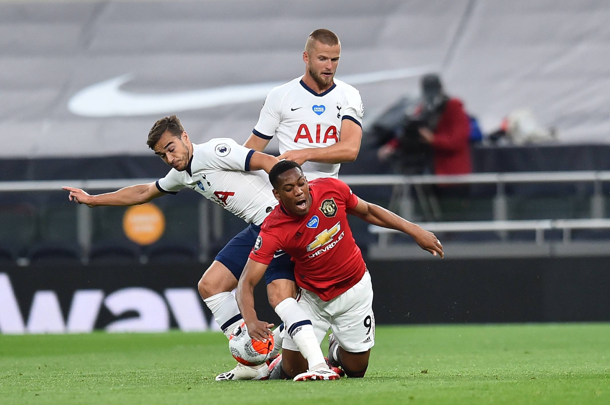 仅具备世界 仅具备世界