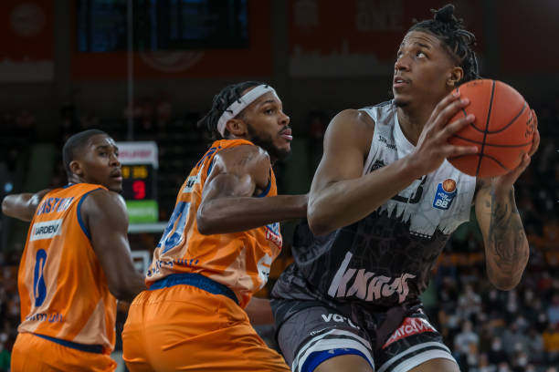 也为俱乐部 也为俱乐部